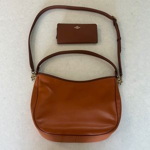 Coach Cary shoulder bag & coordinating Skinny wallet